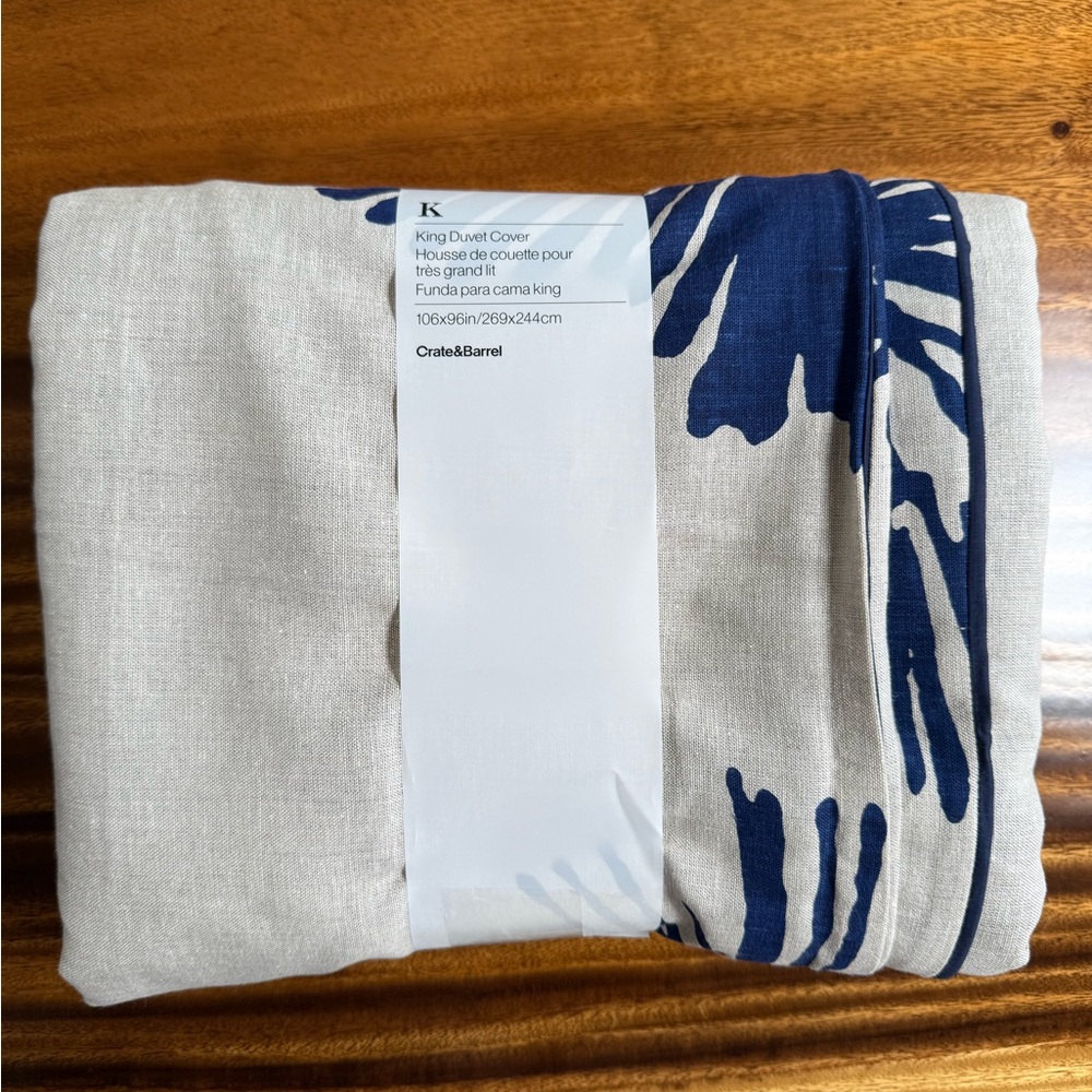 Crate&Barrel King Duvet Cover with Navy and Gray Design